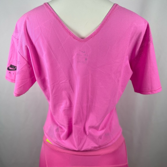 NWT Pink Dri-Fit Nike Shirt Size Small - Picture 6 of 9